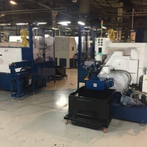 Centros de torneamento Shimada com ferramentas acionadas e com carga/descarga automática por meio de robôs